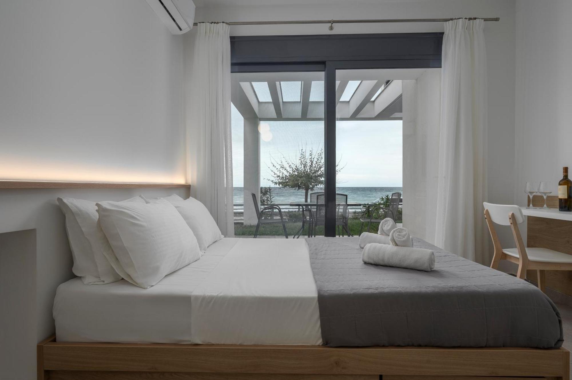 Cavo Blue Coastal Living Apartment Polychrono Exterior photo
